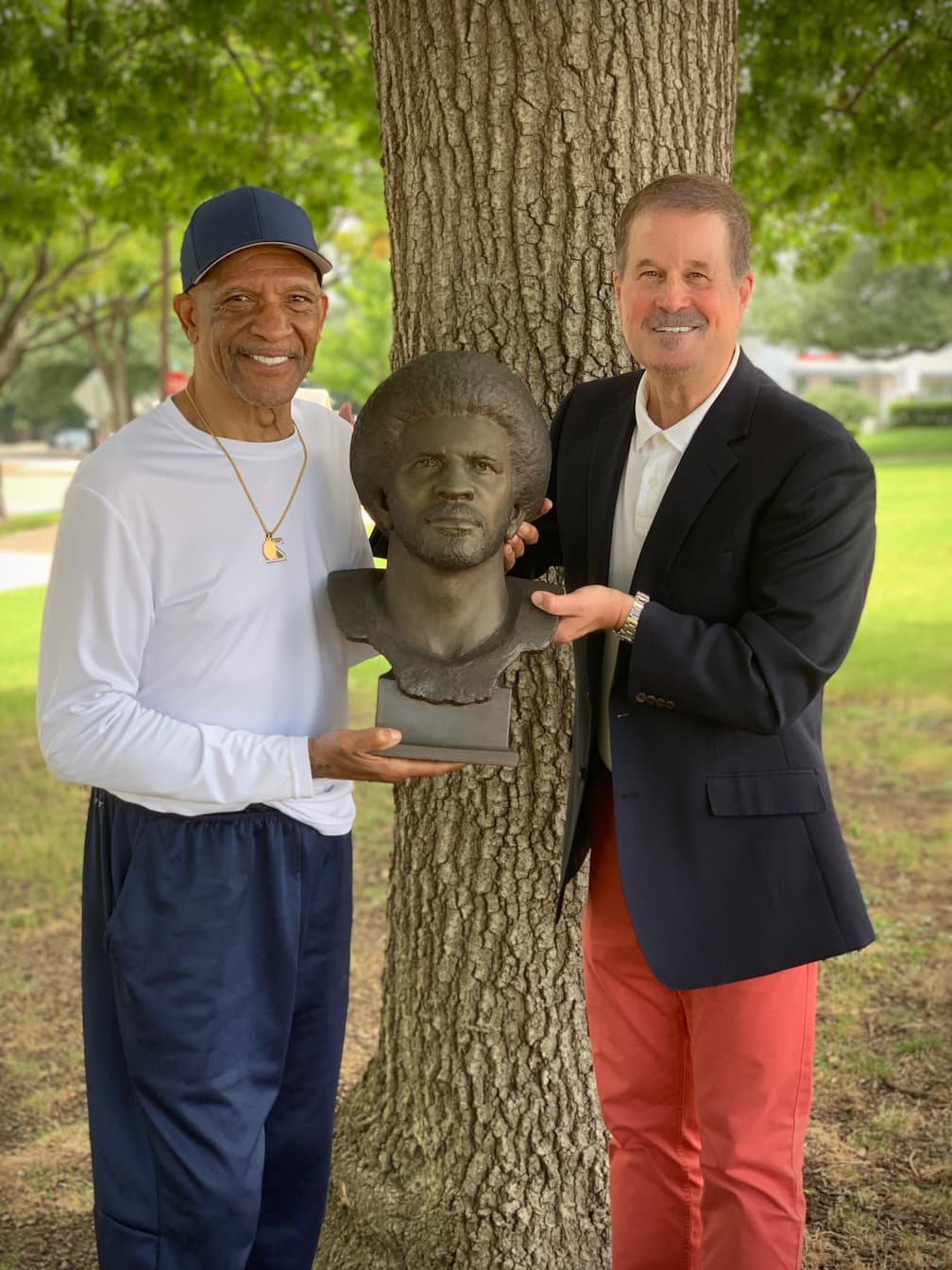 Drew Pearson With Statue