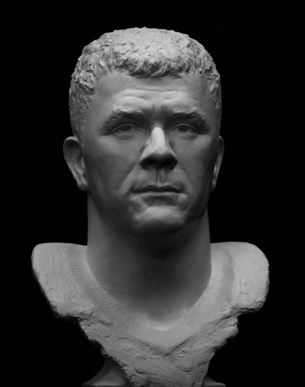 Black and white portrait bust of Adam Vinatieri by Scott Myers
