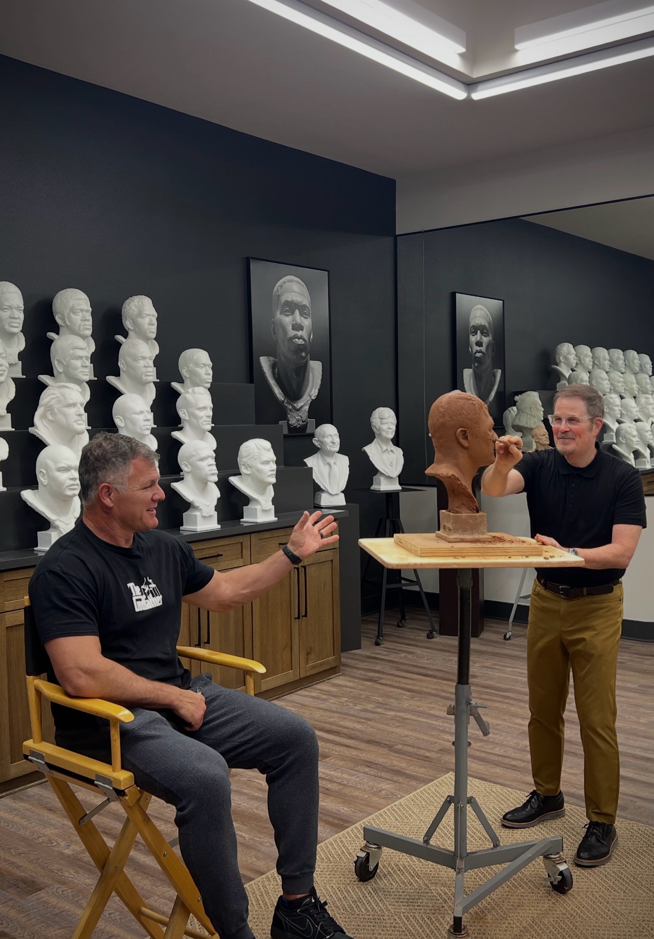 Scott Myers sculpting Adam Vinatieri during a studio sitting